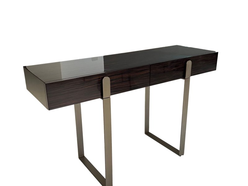 F1｜查德｜書桌