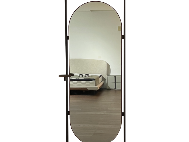 F1｜貴婦｜穿衣鏡